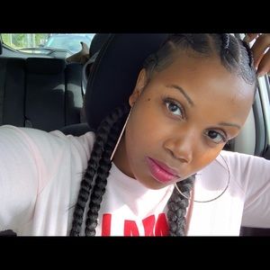 Meet your Posher, Nyeisha